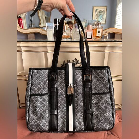 L.A.M.B. Grantham Tote By Gwen Stefani EUC - Picture 1 of 16